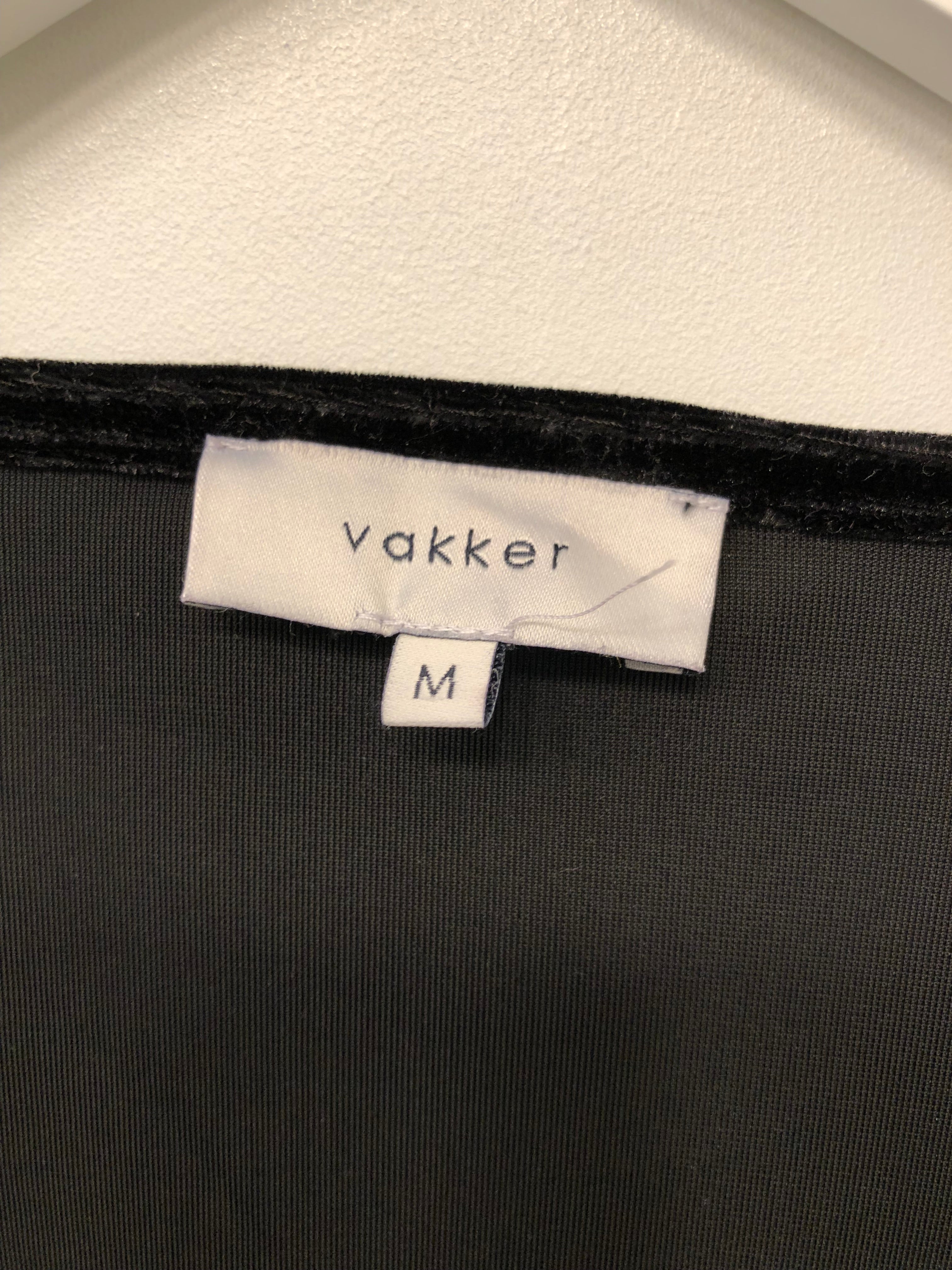 Vakker slå-om-bluse